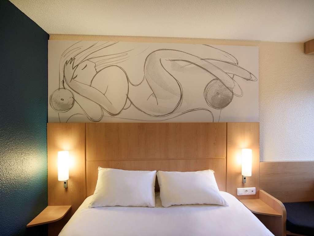 B&B Hotel Le Mans Centre Cathedrale Rum bild