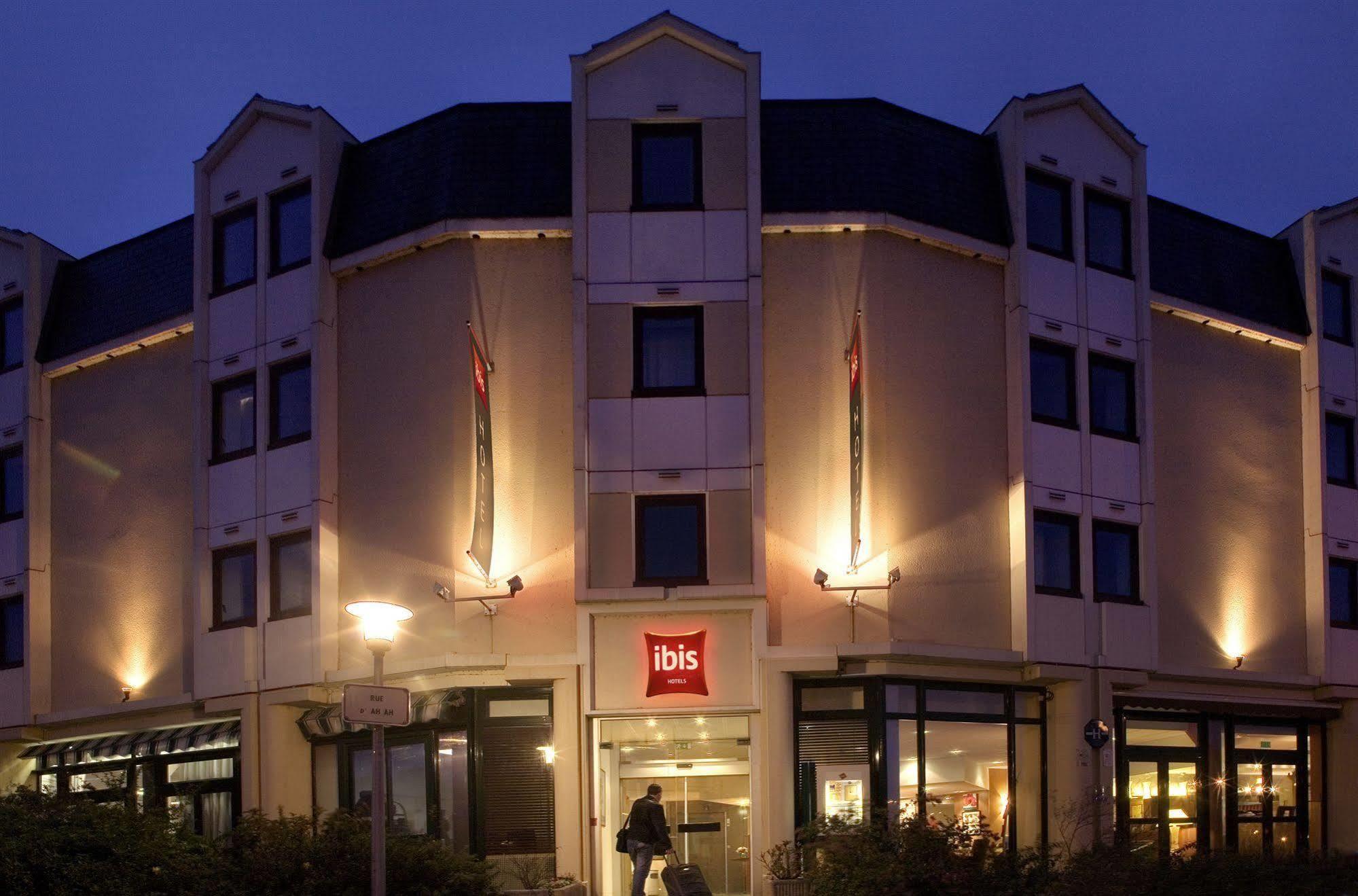 B&B Hotel Le Mans Centre Cathedrale Exteriör bild